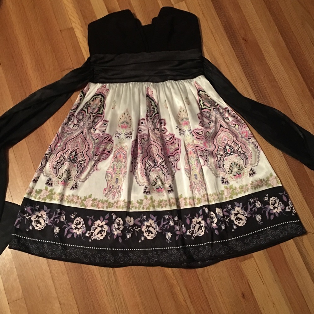 Great condition silky dress